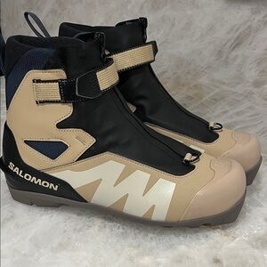 Salomon Escape Outrack Nordic XC ski boots Snow Boots